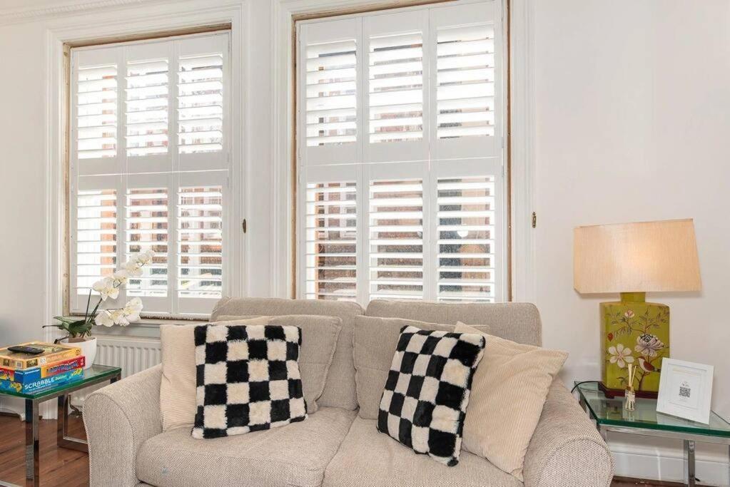 Discover London Central 2 Bedroom In Kensington 外观 照片