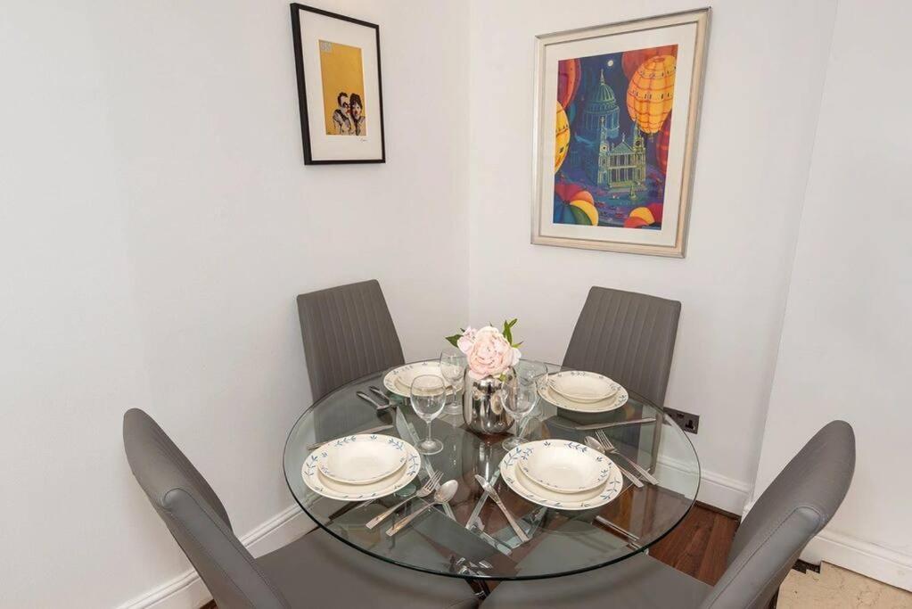 Discover London Central 2 Bedroom In Kensington 外观 照片