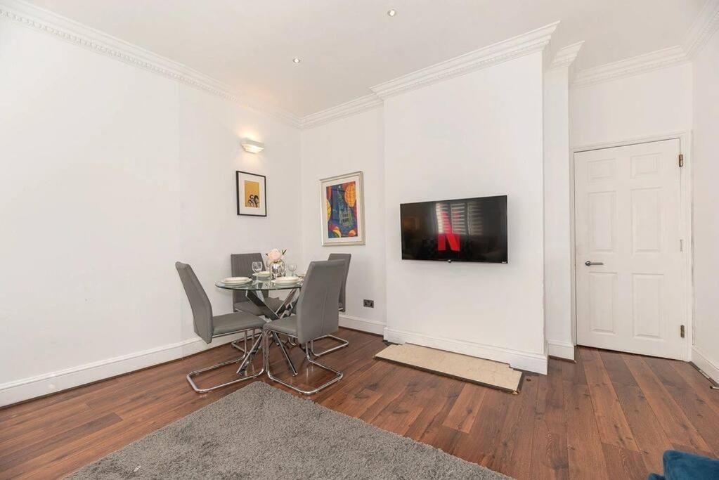 Discover London Central 2 Bedroom In Kensington 外观 照片